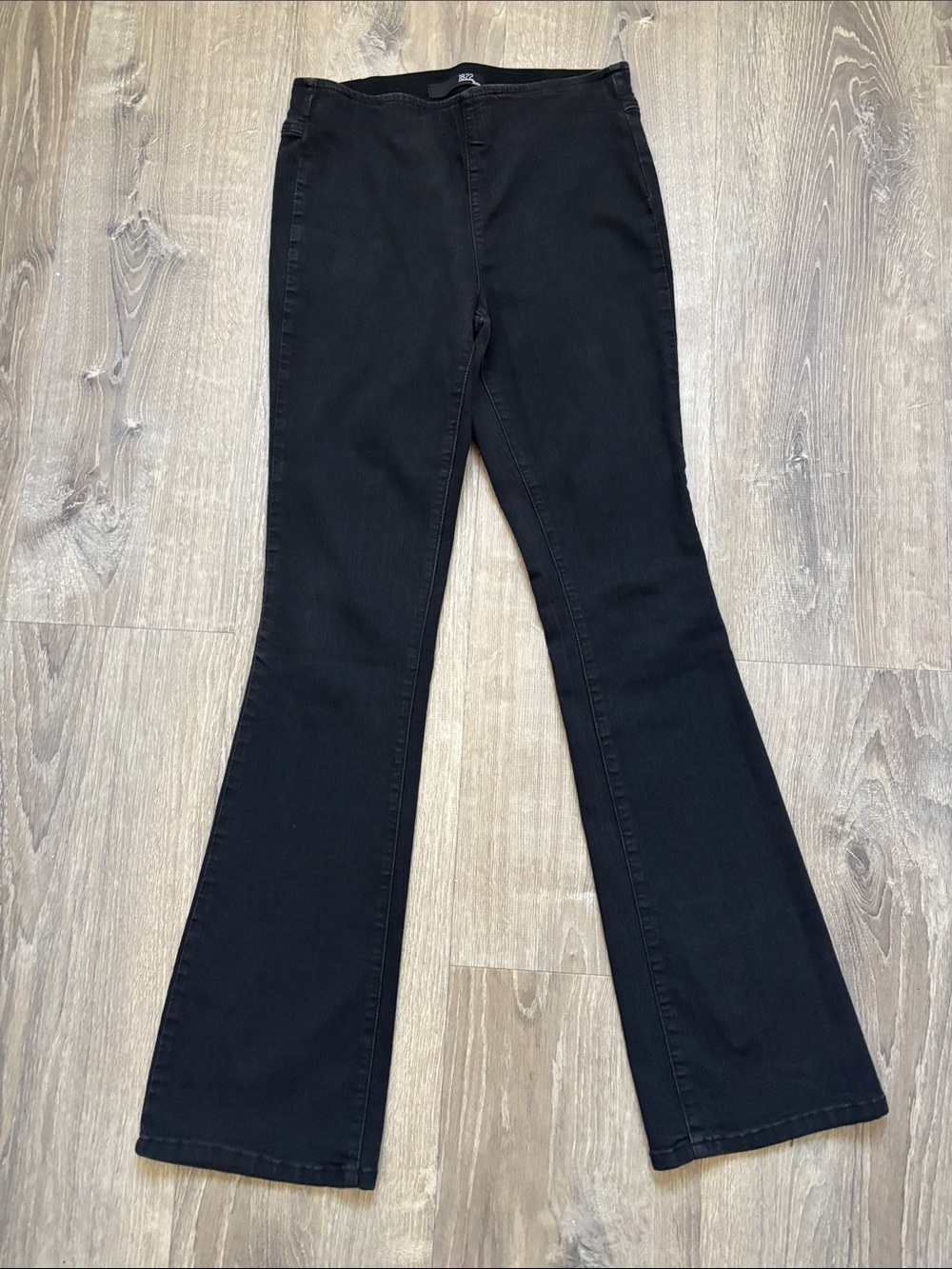 1822 Denim Black Flare Jeans